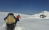 نجات ۷ نفر گرفتار در برف رودسر توسط هلال احمر