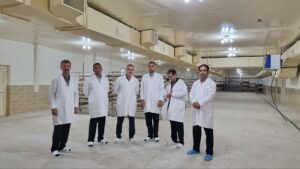 آغاز فرآیند پرورش تخم نوغان در مزرعه پرند