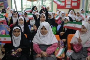 ویژه‌برنامه «به رنگ مدرسه، به عطر دانایی» در رشت برگزار شد