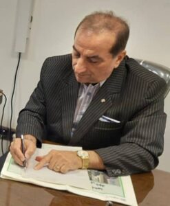 بي‌توجهي در خصوص تعيين تكليف وضعيت ساخت و ساز خصوصاً نبود پاركينگ عمومي و نانوايي باعث مهاجرت ما به شهرها مي‌شود