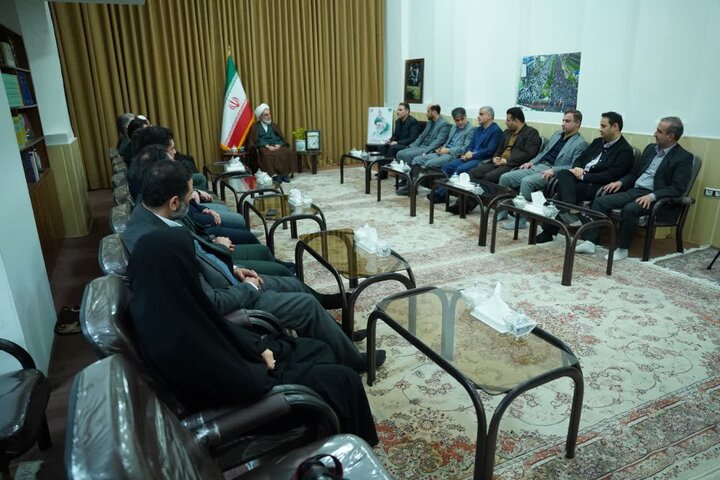 خدمت در نظام اسلامی نعمتی بزرگ است