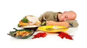 نقش تغذیه در پیشگیری و بهبود بی‌خوابی و کم‌خوابی