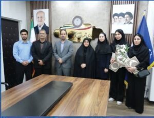 تجلیل سرپرست فرمانداری بندرانزلی از نائب‌قهرمان کاراته دانشجویان کشور