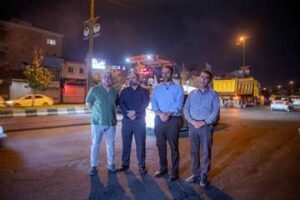 گزارش تصویری/تداوم عملیات آسفالت‌ شبانه در مناطق پنج گانه