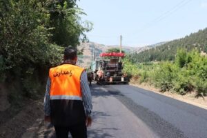 شروع عملیات آسفالت ۵ پروژه راه‌روستایی در گیلان